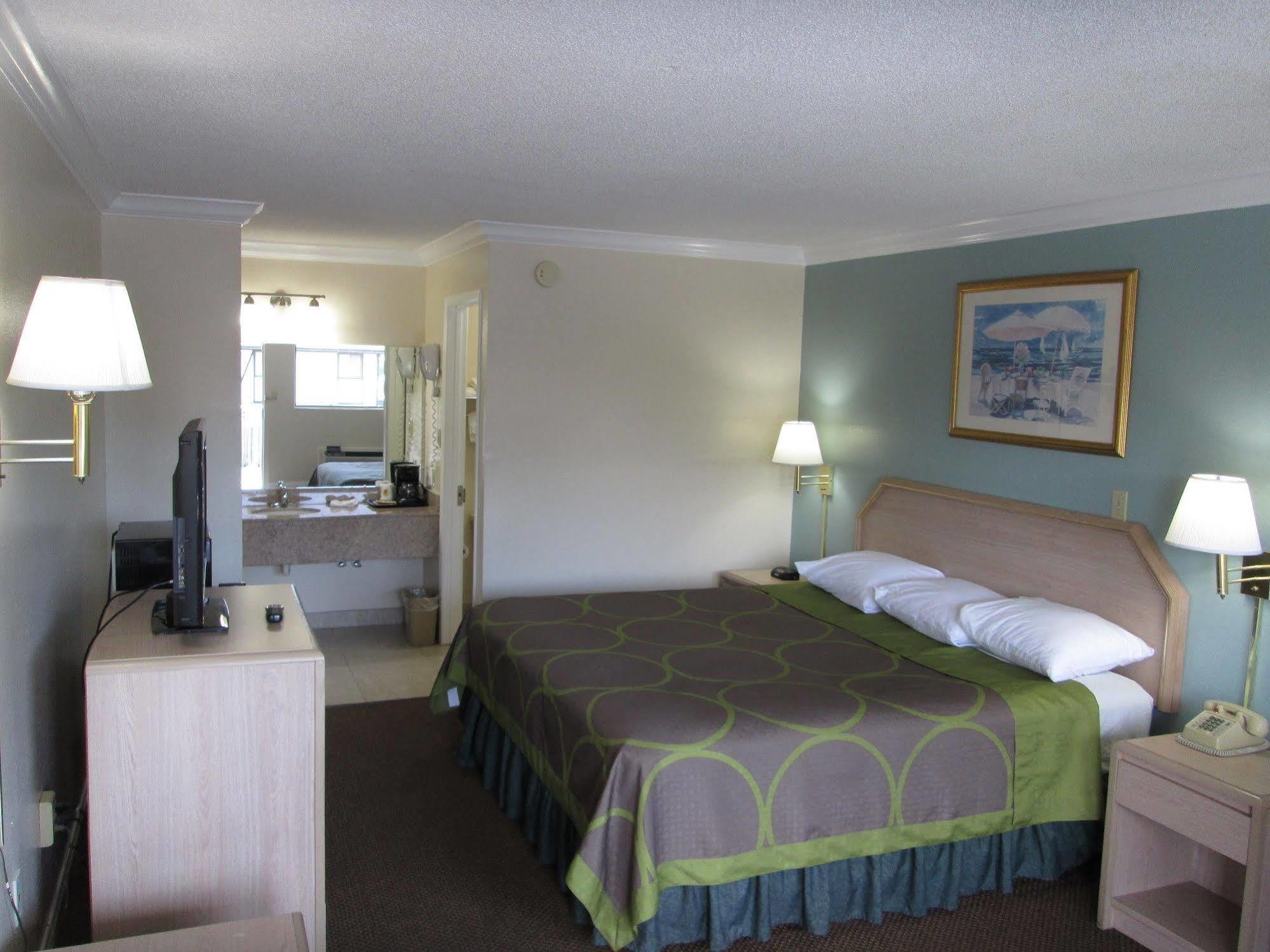 Super 8 By Wyndham Ft Walton Beach Форт Уолтон Бич Экстерьер фото